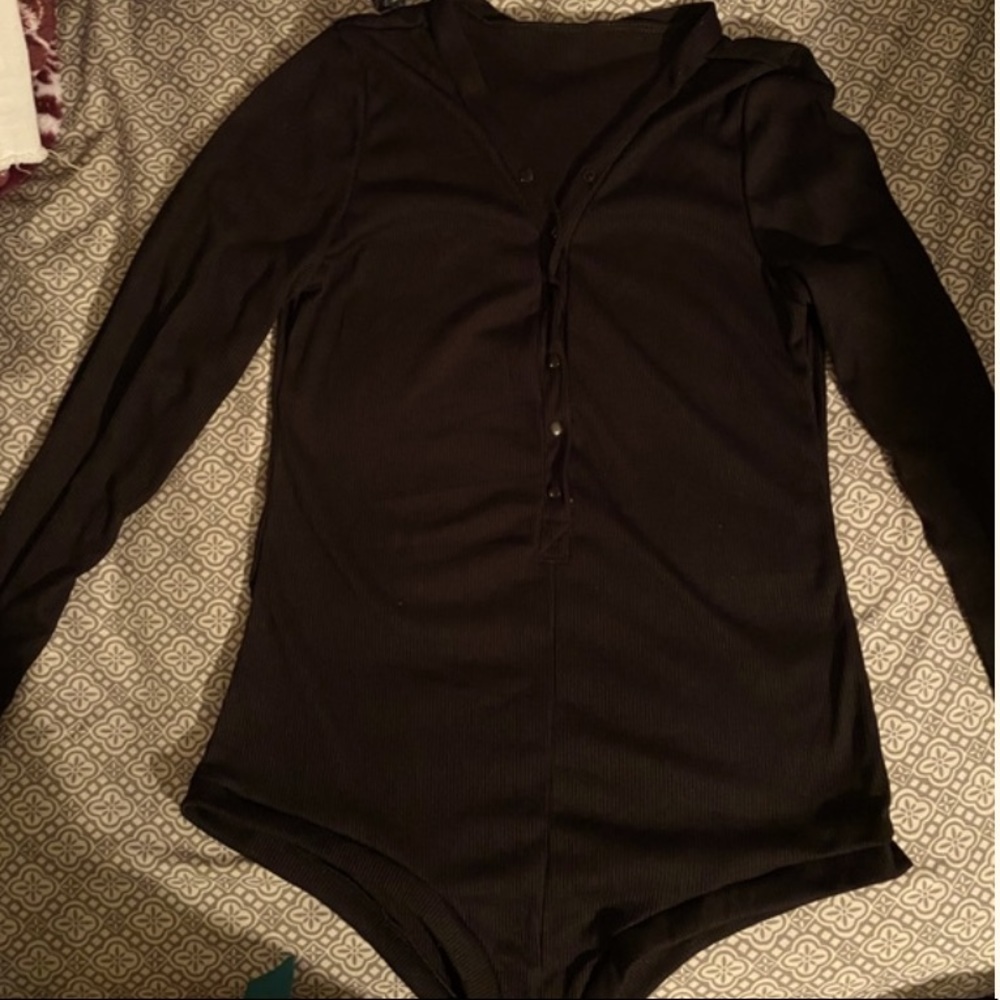 Black long sleeve sleepwear romper